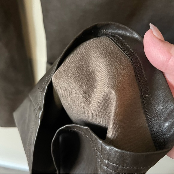 ARITZIA TEN BY BABATON Upstage Vegan Leather Pants Brown High Rise Flared - Picture 6 of 8